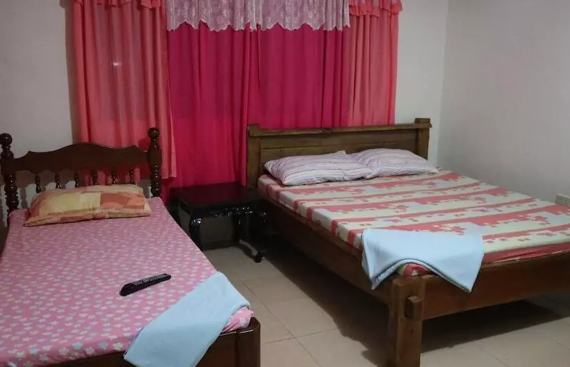 Majatalo Hundred Isles' Room Rentals And Transient House