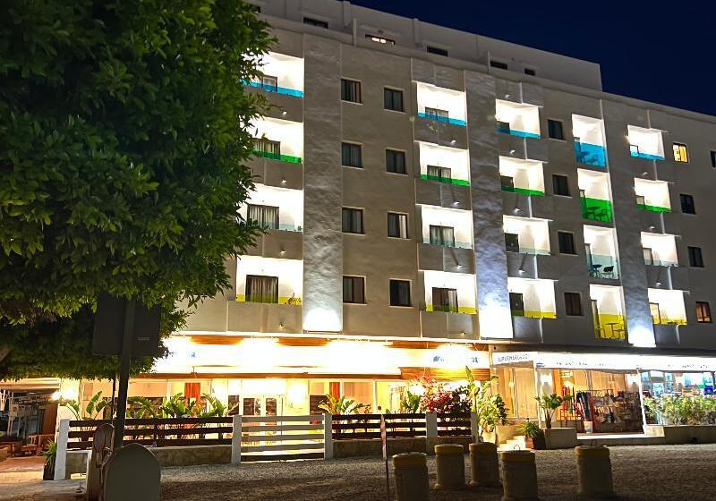 Poniente Playa Apart