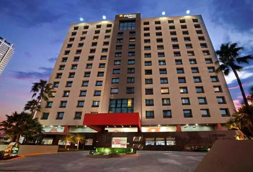 CHN Hotel Monterrey Centro, Trademark Collection by Wyndham