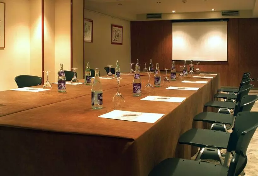 Отель Best Aranea