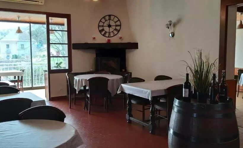 ホテル Auberge Audressein