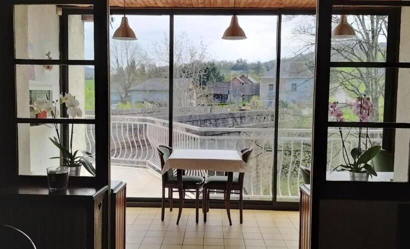 هتل Auberge Audressein