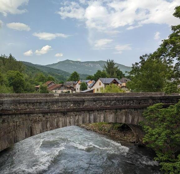 هتل Auberge Audressein