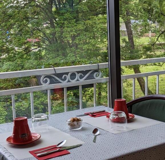 هتل Auberge Audressein