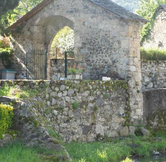 هتل Auberge Audressein