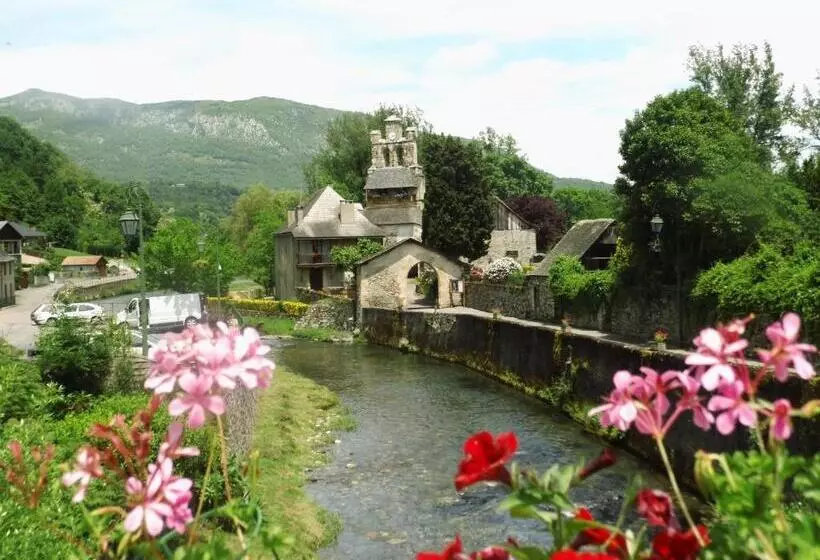 ホテル Auberge Audressein