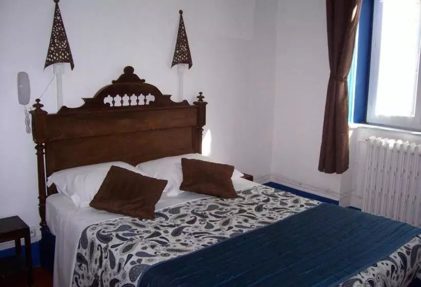 Отель Auberge Cocagne