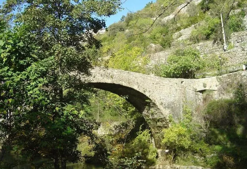 Отель Auberge Cocagne