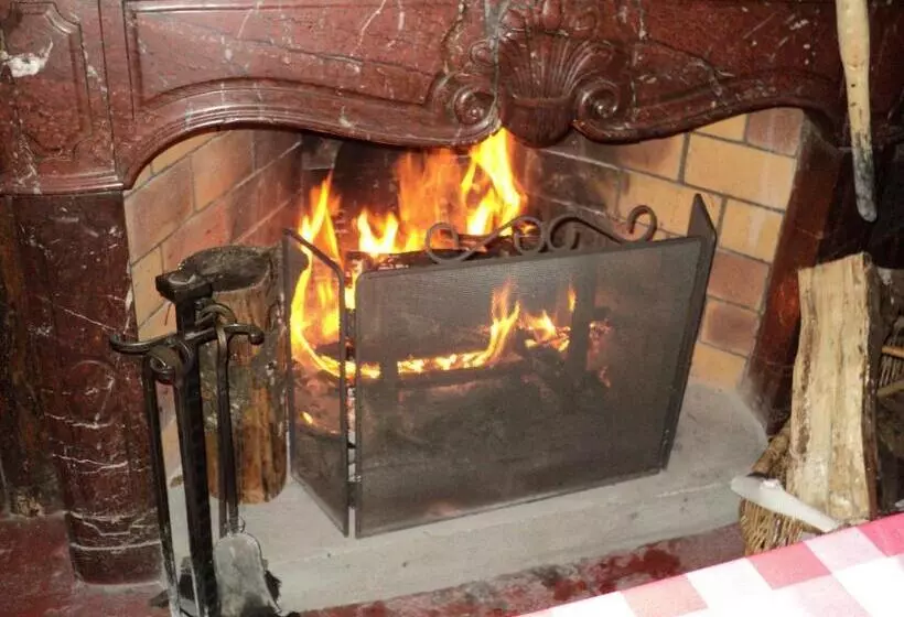 Отель Auberge Cocagne