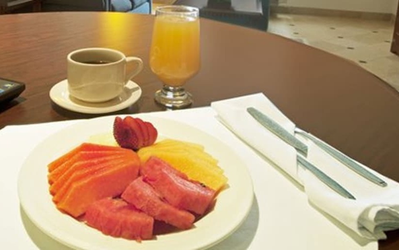 בית מלון כפרי Fiesta Inn Toluca Tollocan