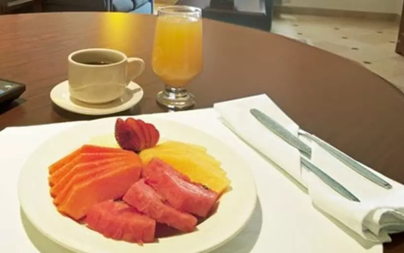 Hotel Fiesta Inn Toluca Tollocan