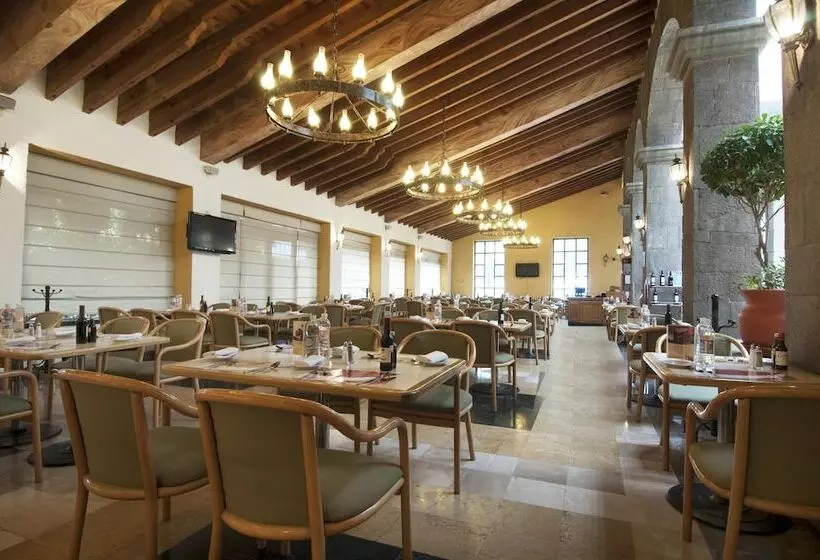 Hotel Fiesta Inn Toluca Tollocan