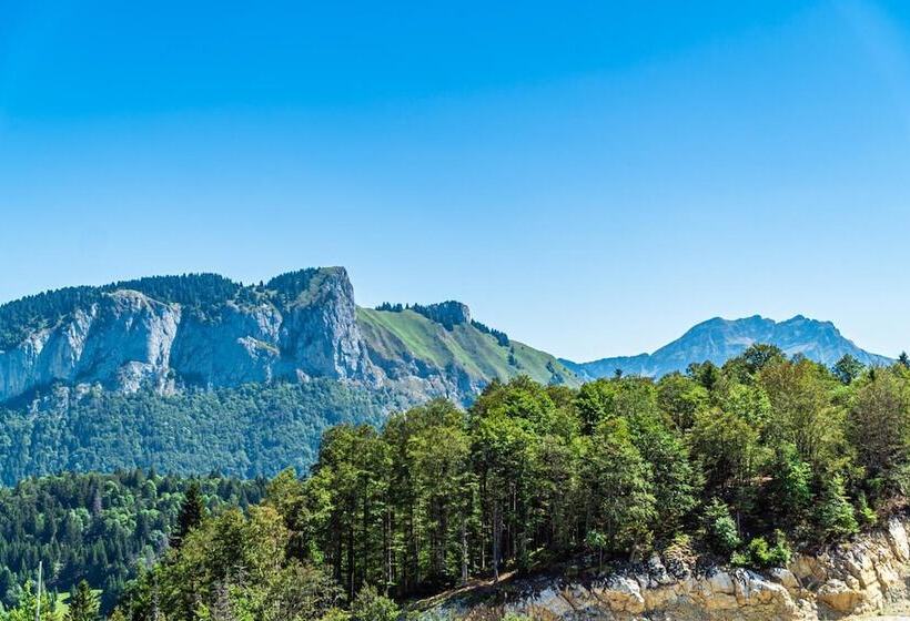 Отель Hôtel Le Christania