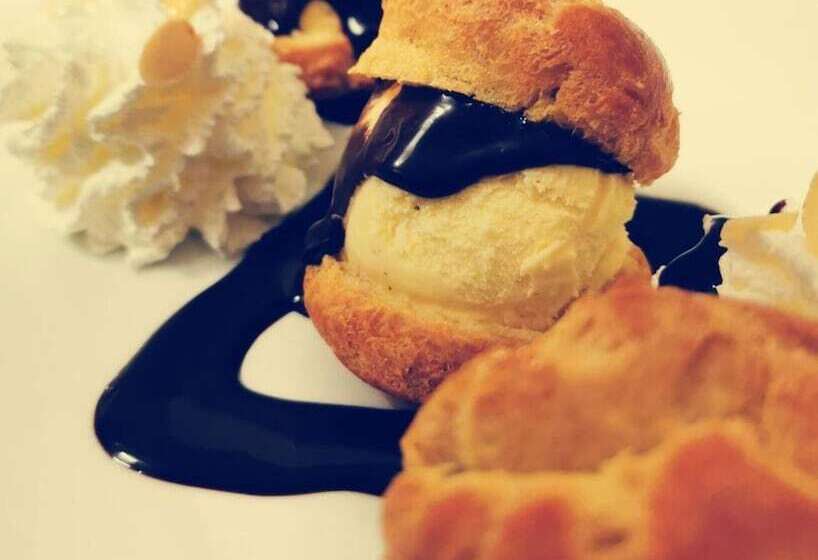 Отель Hôtel Le Christania