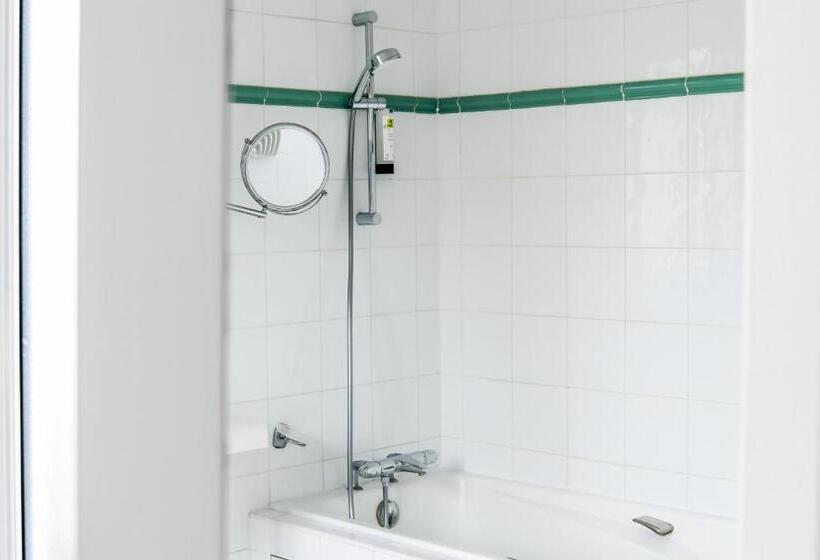 酒店 Hôtel Val Flores Logis