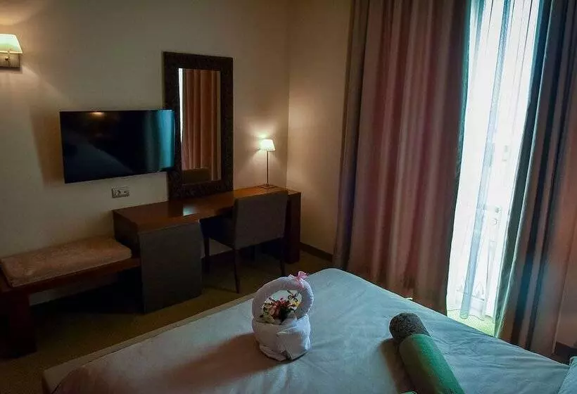 호텔 Iaki Conference & Spa