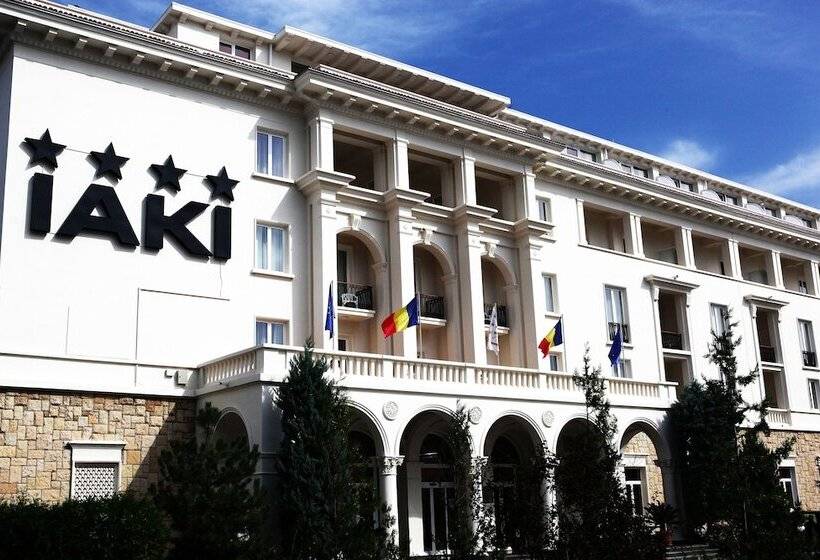 فندق Iaki Conference & Spa