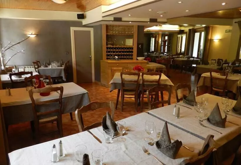 酒店 Hôtel Spa La Cascade