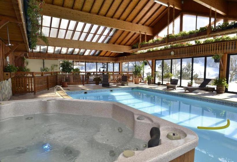 Отель Le Ferraillon