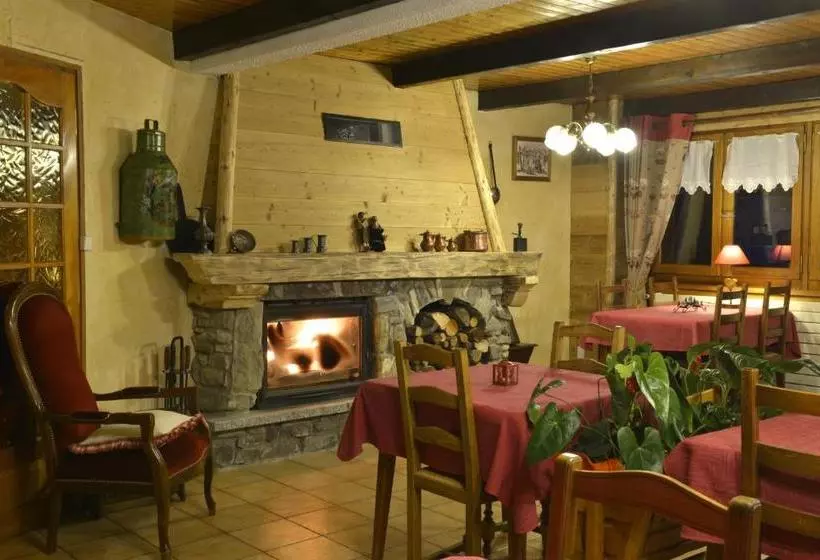 Отель Le Ferraillon