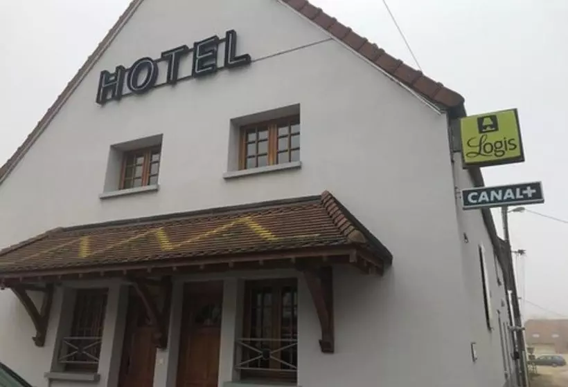 Отель Les Marronniers D'Arc