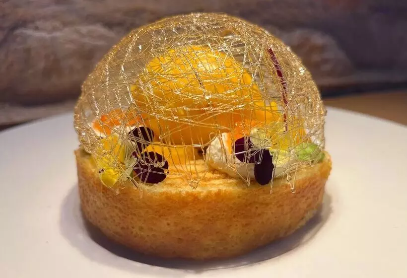 Отель Les Marronniers D'Arc