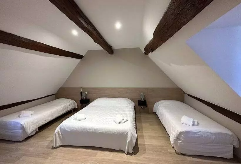 Отель Les Marronniers D'Arc