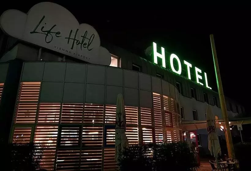 Lifehotel Vienna Airport