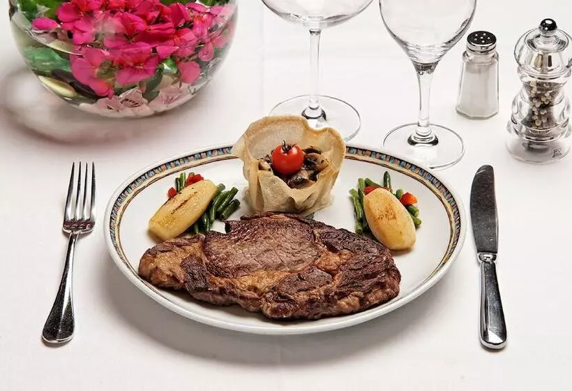 Otel Logis Hôtel De La Tête Noire