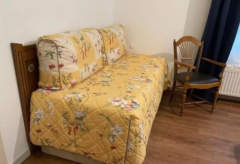 Otel Logis Hôtel De La Tête Noire