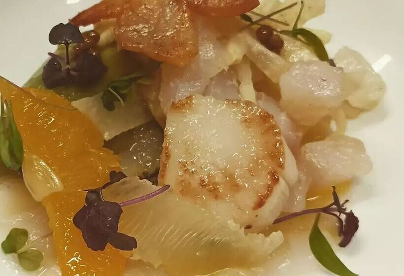 Отель La Breche