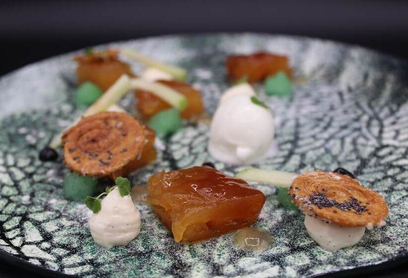 Отель La Breche