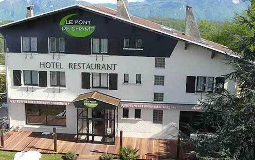호텔 Logis Le Pont De Champ
