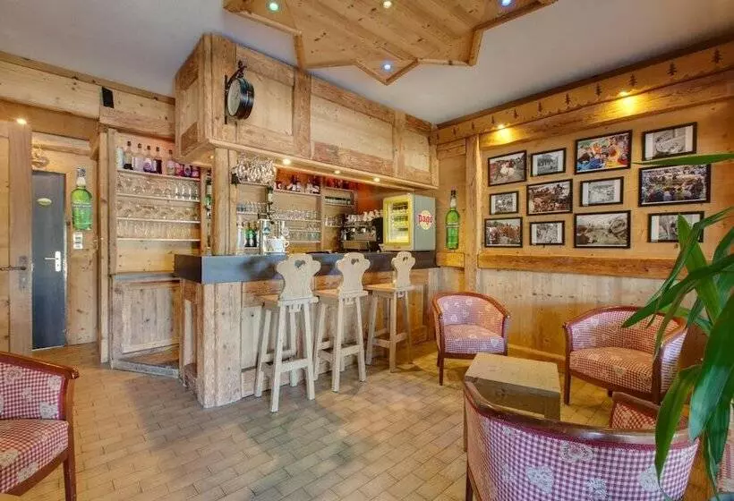 호텔 Logis Le Pont De Champ