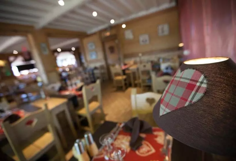 호텔 Logis Le Pont De Champ