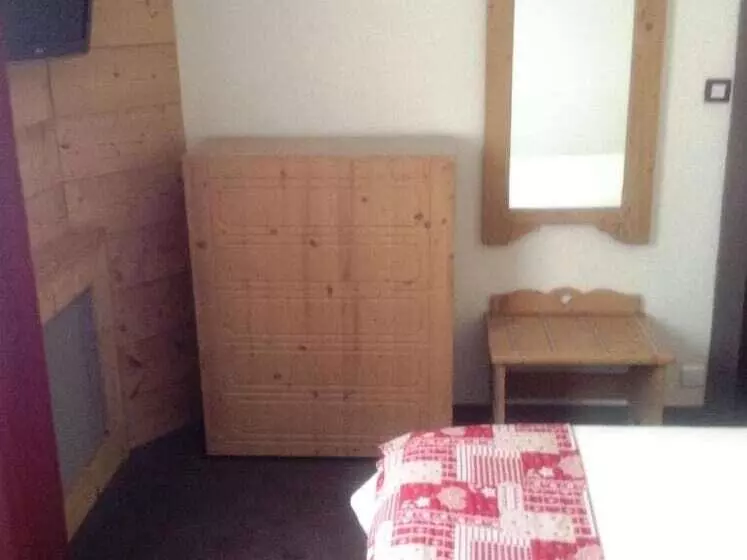 호텔 Logis Le Pont De Champ