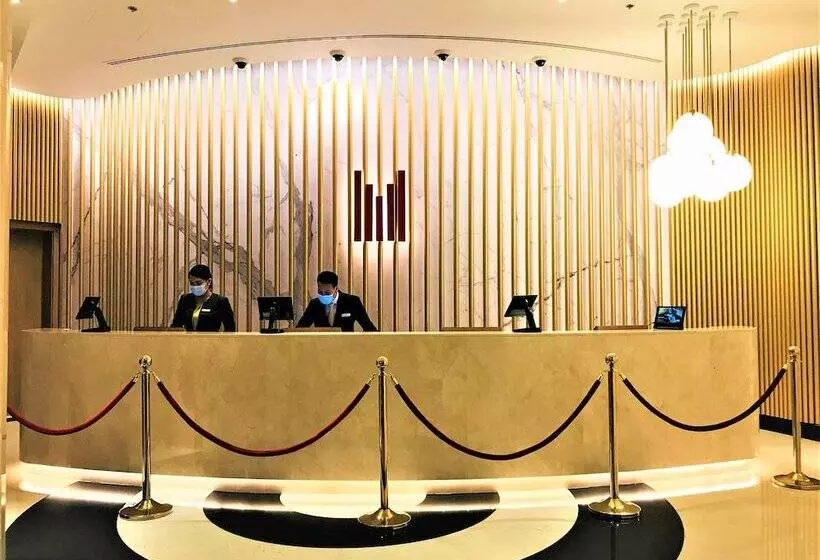 Millennium Airport Hotel Dubai