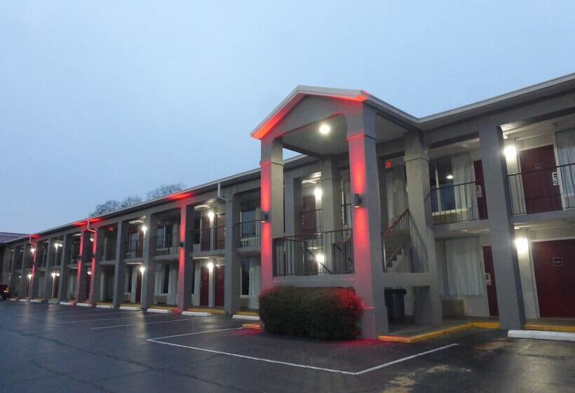 فندق Red Roof Inn Evergreen