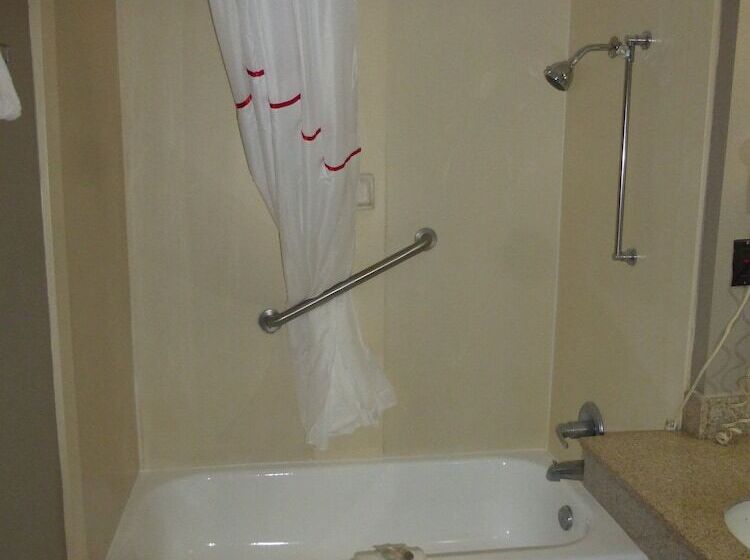 فندق Red Roof Inn Evergreen