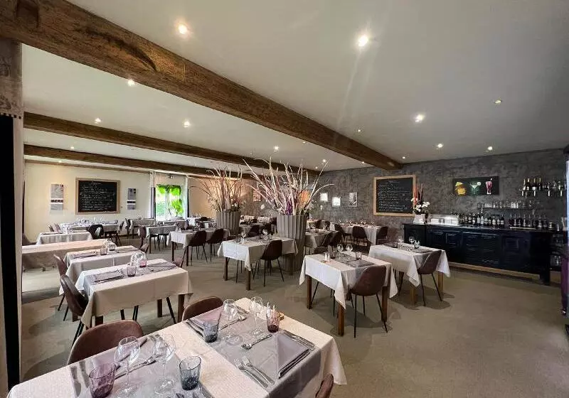 Logis Hotel Restaurant Saint Romain