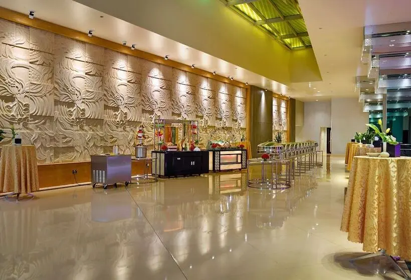 Millennium Airport Hotel Dubai