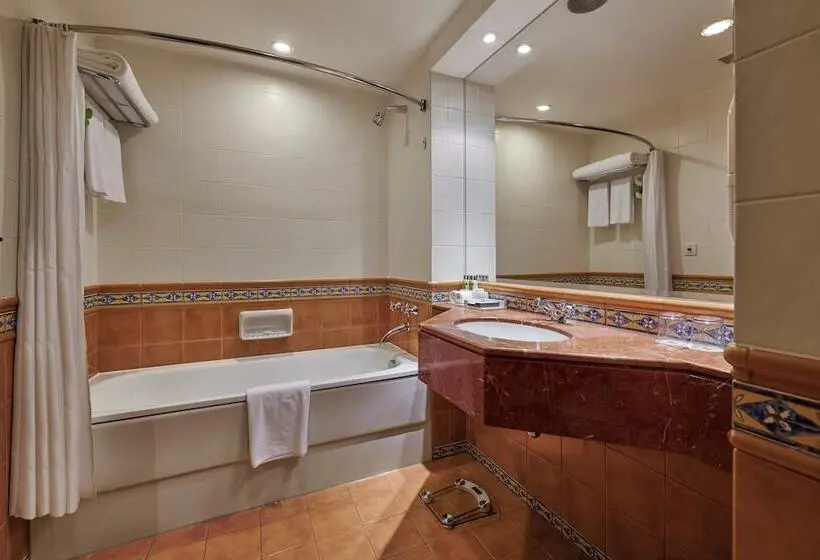 Millennium Airport Hotel Dubai