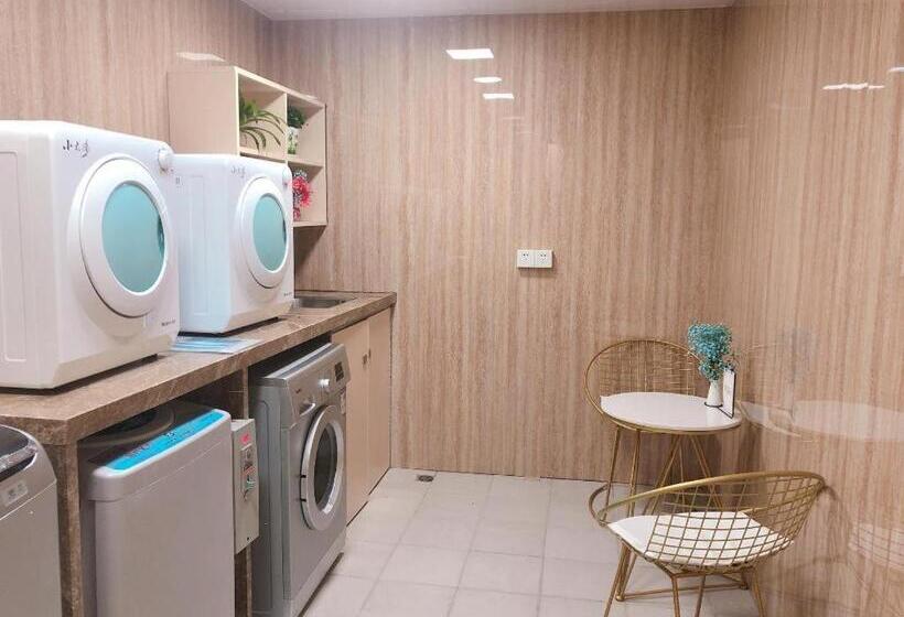 Hotel 7 Days Premium·guangzhou Dongxiaonan Subway Station