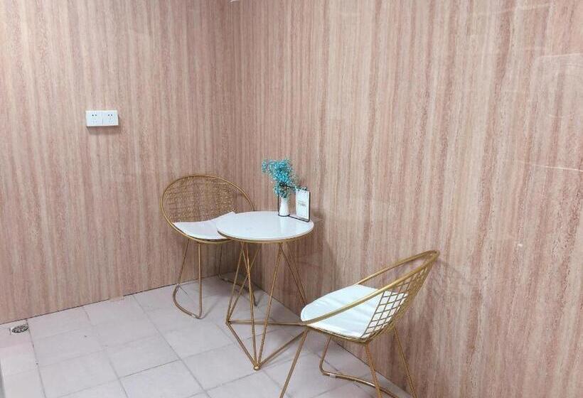 Hotel 7 Days Premium·guangzhou Dongxiaonan Subway Station