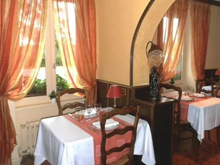 ホテル Auberge D Andaines