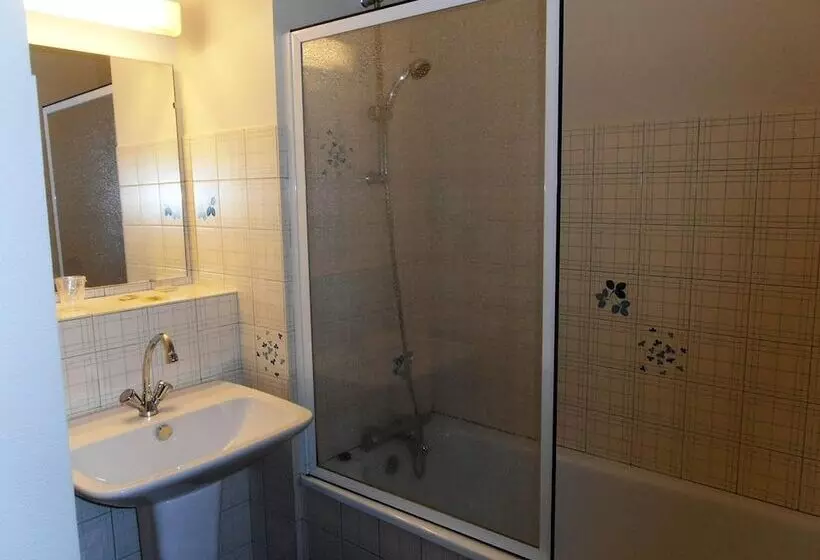 فندق Auberge D Andaines