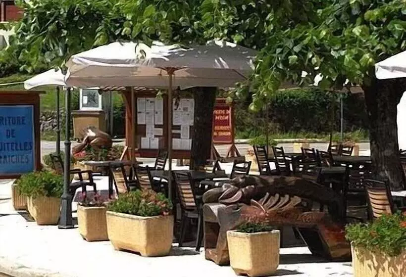 Отель Auberge Du Hérisson