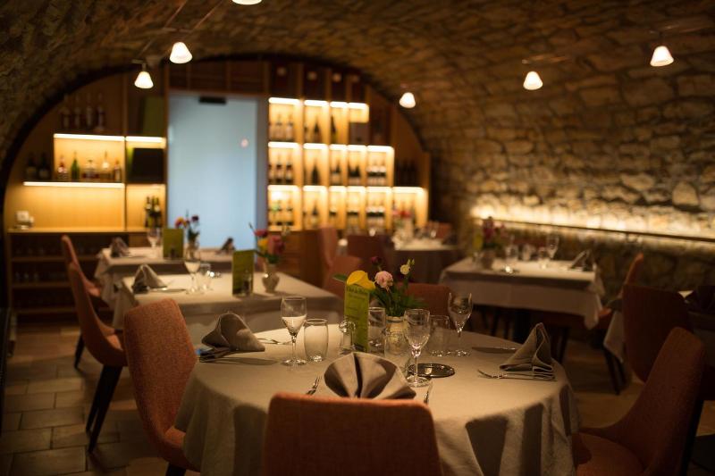 Logis Auberge Les Murets Hotel Restaurant Spa