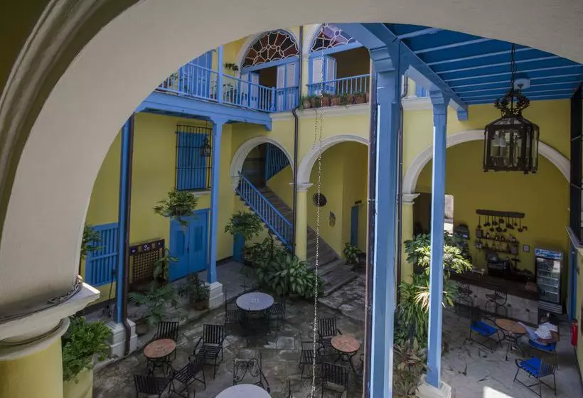 Hotelli Beltrán de Santa Cruz