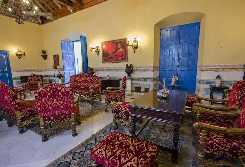 Hotelli Beltrán de Santa Cruz